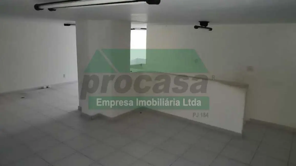 Sala Comercial à venda e para alugar, 140m2 em Manaus - AM - imagem 8 Foto 8 de Sala Comercial à venda e para alugar, 140m2 em Manaus - AM