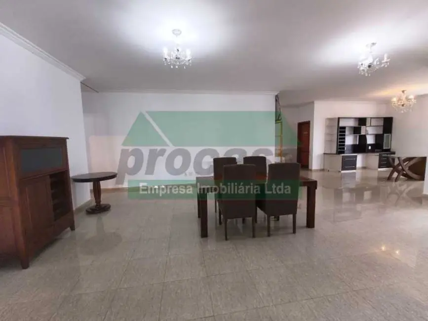 Foto 8 de Casa de Condomínio com 4 quartos para alugar, 600m2 em Manaus - AM