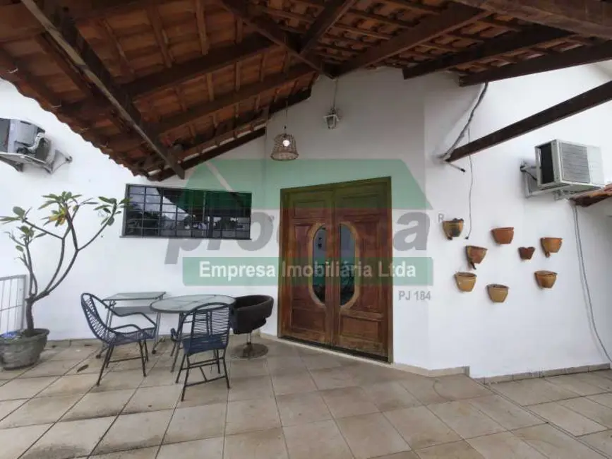 Foto 4 de Casa de Condomínio com 4 quartos para alugar, 600m2 em Manaus - AM