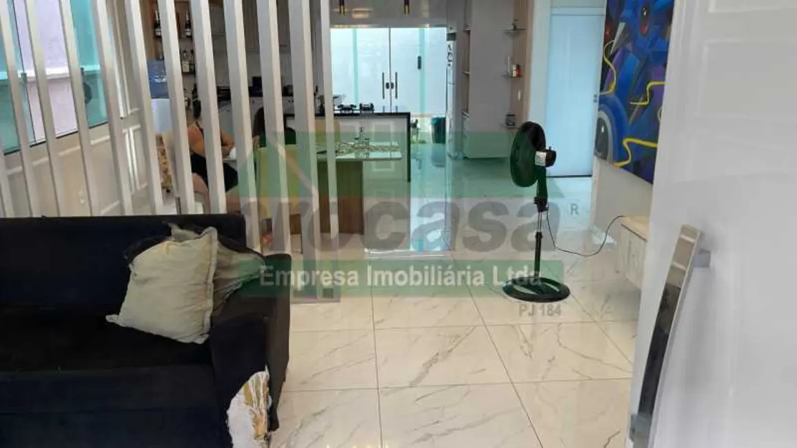 Foto 2 de Casa de Condomínio com 3 quartos à venda, 275m2 em Manaus - AM
