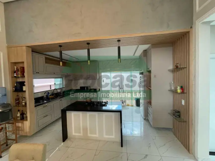 Casa de Condomínio com 3 quartos à venda, 275m2 em Manaus - AM - imagem 5 Foto 5 de Casa de Condomínio com 3 quartos à venda, 275m2 em Manaus - AM