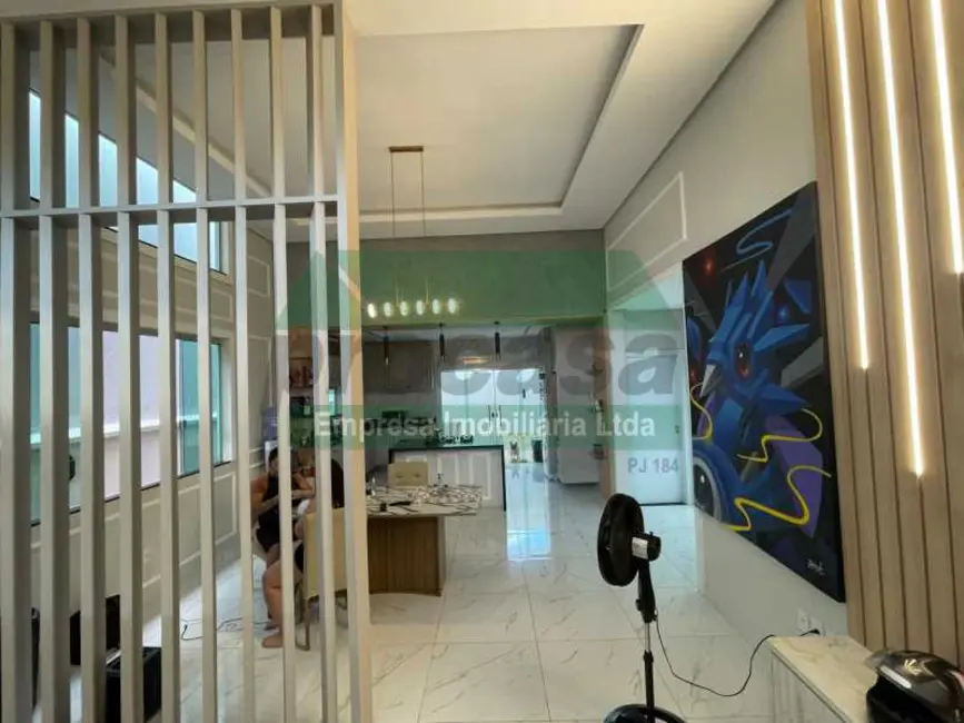 Casa de Condomínio com 3 quartos à venda, 275m2 em Manaus - AM - imagem 4 Foto 4 de Casa de Condomínio com 3 quartos à venda, 275m2 em Manaus - AM
