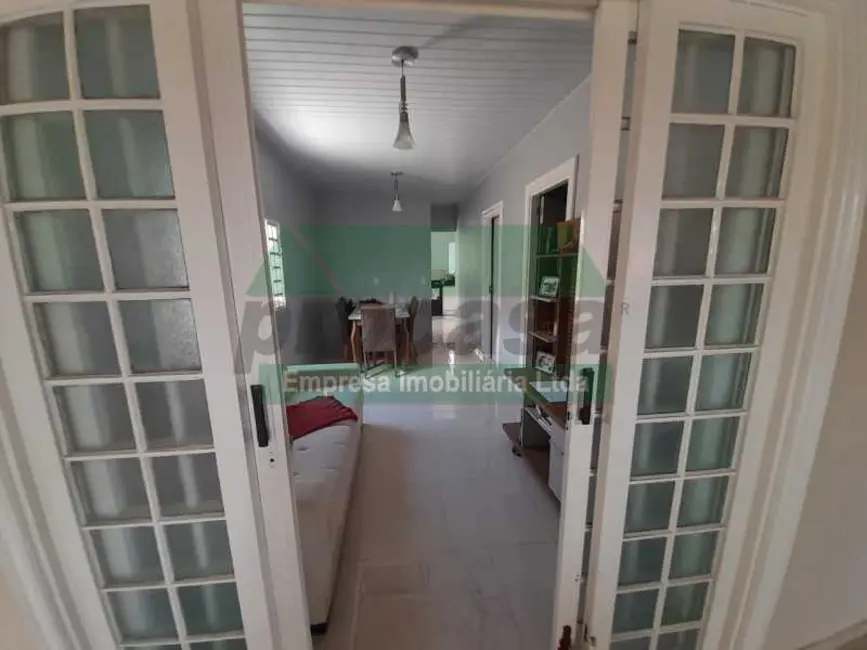 Foto 1 de Casa com 2 quartos para alugar, 82m2 em Manaus - AM
