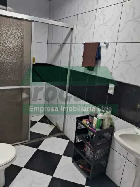 Foto 6 de Casa com 5 quartos à venda, 240m2 em Manaus - AM