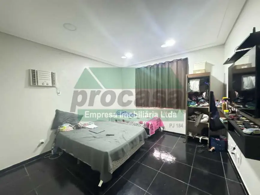 Foto 5 de Casa Comercial com 3 quartos à venda e para alugar, 148m2 em Manaus - AM