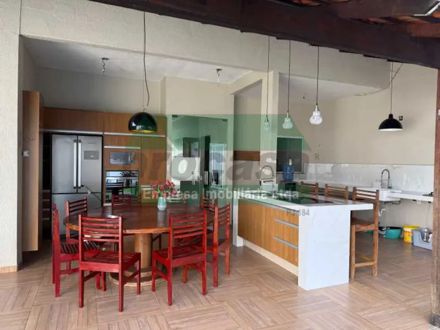 Casa de Condomínio com 3 quartos à venda, 400m2 em Manaus - AM - imagem 9 Foto 9 de Casa de Condomínio com 3 quartos à venda, 400m2 em Manaus - AM