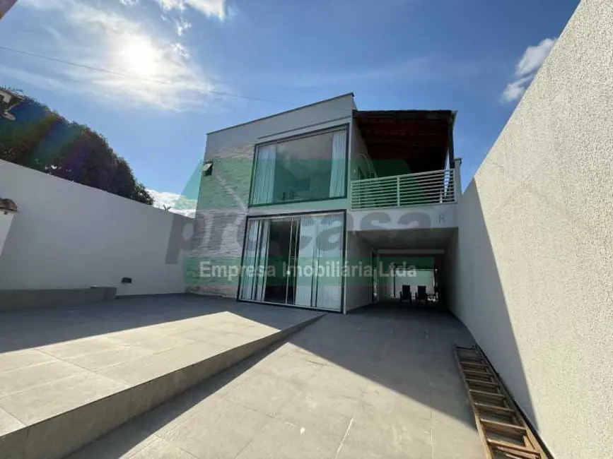 Casa de Condomínio com 3 quartos à venda, 400m2 em Manaus - AM - imagem 3 Foto 3 de Casa de Condomínio com 3 quartos à venda, 400m2 em Manaus - AM