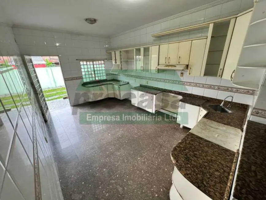 Foto 2 de Casa com 4 quartos à venda, 612m2 em Manaus - AM