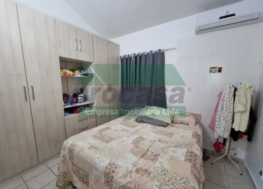 Casa com 2 quartos à venda, 160m2 em Manaus - AM - imagem 2 Foto 2 de Casa com 2 quartos à venda, 160m2 em Manaus - AM