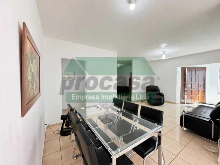 Foto 6 de Casa com 3 quartos à venda e para alugar, 250m2 em Manaus - AM