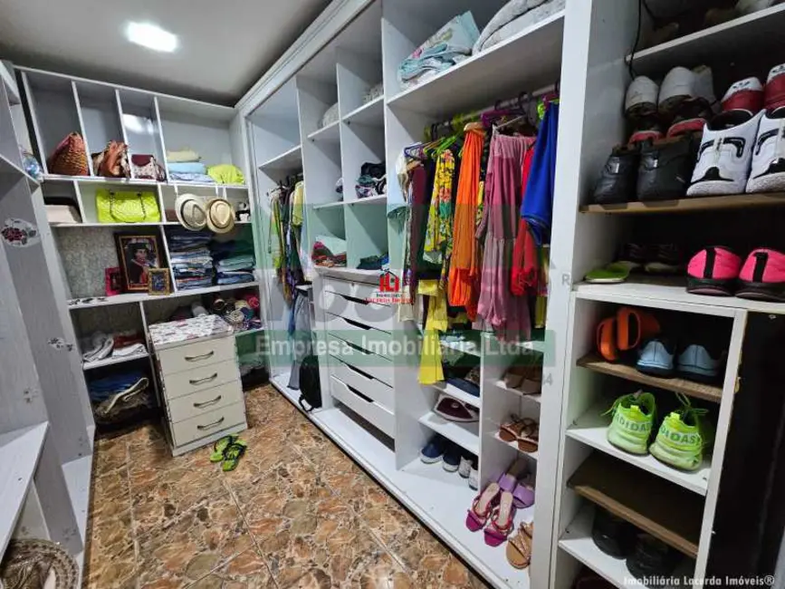 Foto 8 de Casa com 3 quartos à venda e para alugar, 300m2 em Manaus - AM