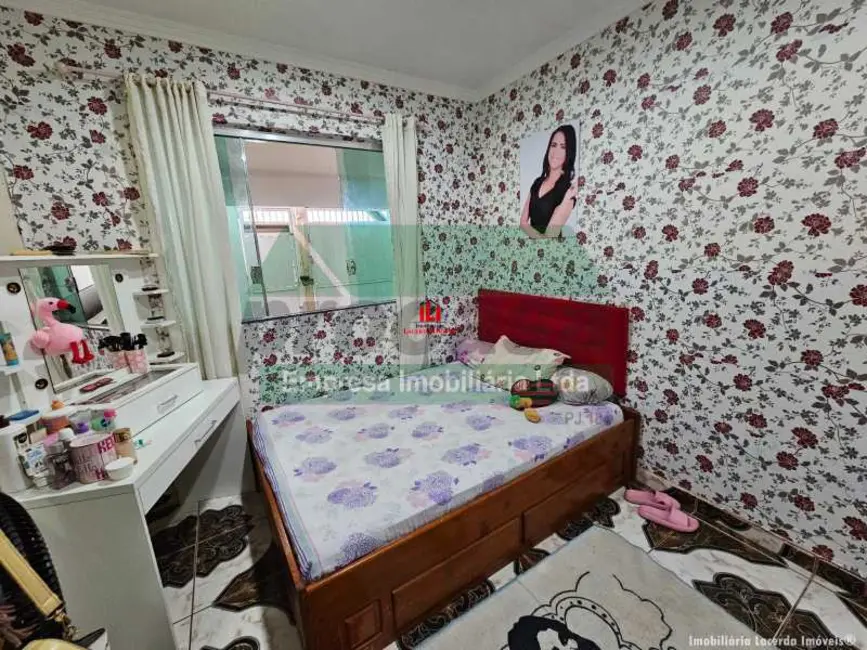 Foto 4 de Casa com 3 quartos à venda e para alugar, 300m2 em Manaus - AM