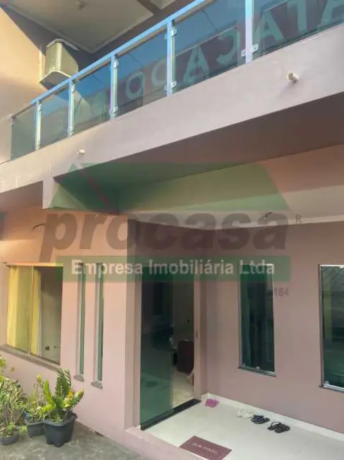 Foto 2 de Casa com 7 quartos à venda, 440m2 em Manaus - AM
