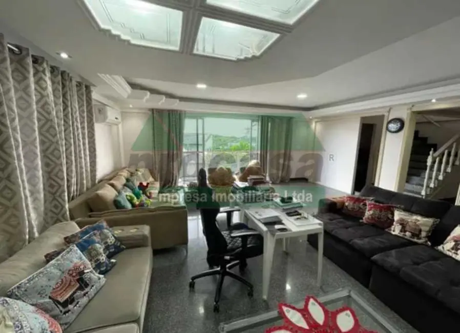 Apartamento com 5 quartos à venda, 444m2 em Manaus - AM - imagem 3 Foto 3 de Apartamento com 5 quartos à venda, 444m2 em Manaus - AM