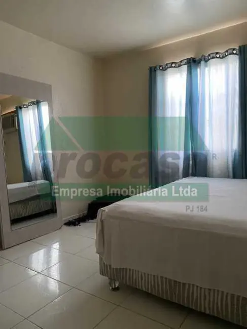 Foto 4 de Casa com 6 quartos à venda, 238m2 em Manaus - AM