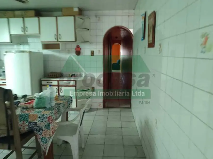 Foto 3 de Casa com 3 quartos à venda, 187m2 em Manaus - AM