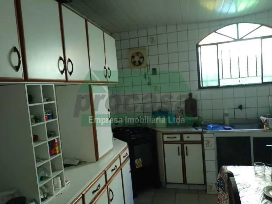 Foto 4 de Casa com 3 quartos à venda, 187m2 em Manaus - AM