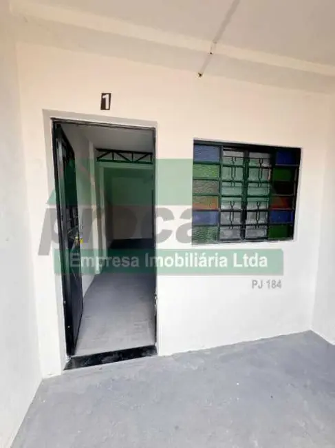 Foto 3 de Kitnet com 1 quarto para alugar, 40m2 em Manaus - AM