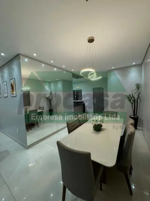 Foto 1 de Casa com 3 quartos à venda, 180m2 em Manaus - AM