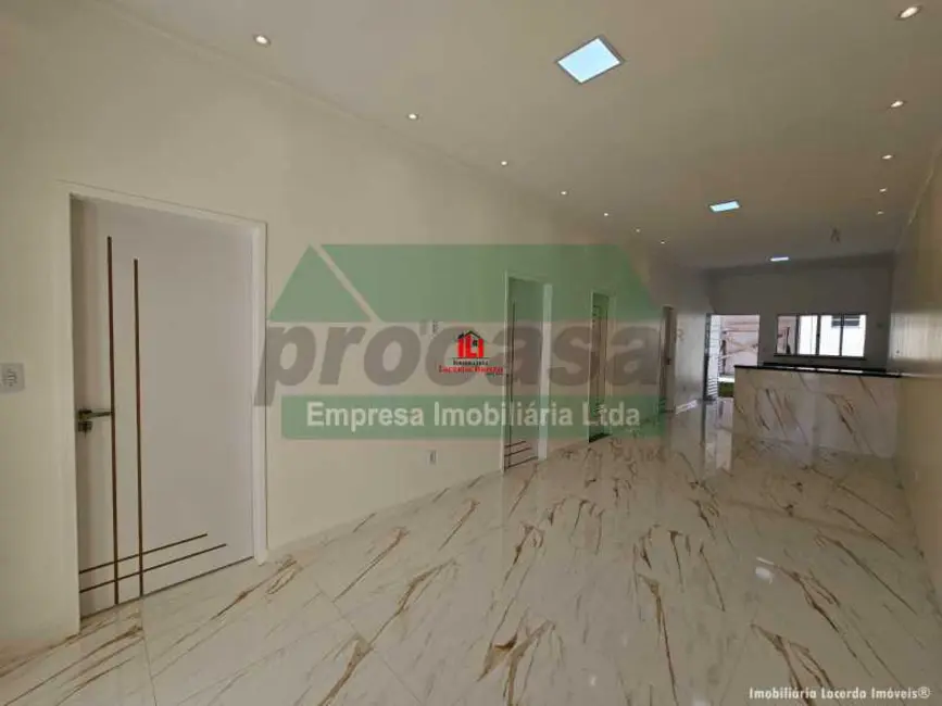Foto 3 de Casa com 3 quartos à venda, 114m2 em Manaus - AM