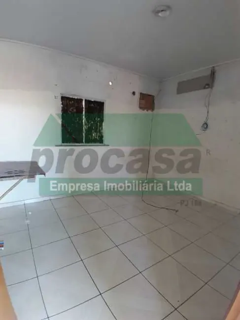 Casa com 4 quartos à venda, 182m2 em Manaus - AM - imagem 9 Foto 9 de Casa com 4 quartos à venda, 182m2 em Manaus - AM