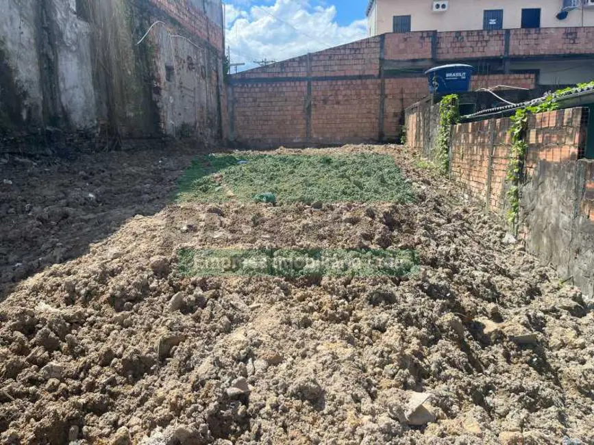 Foto 2 de Terreno / Lote à venda em Manaus - AM