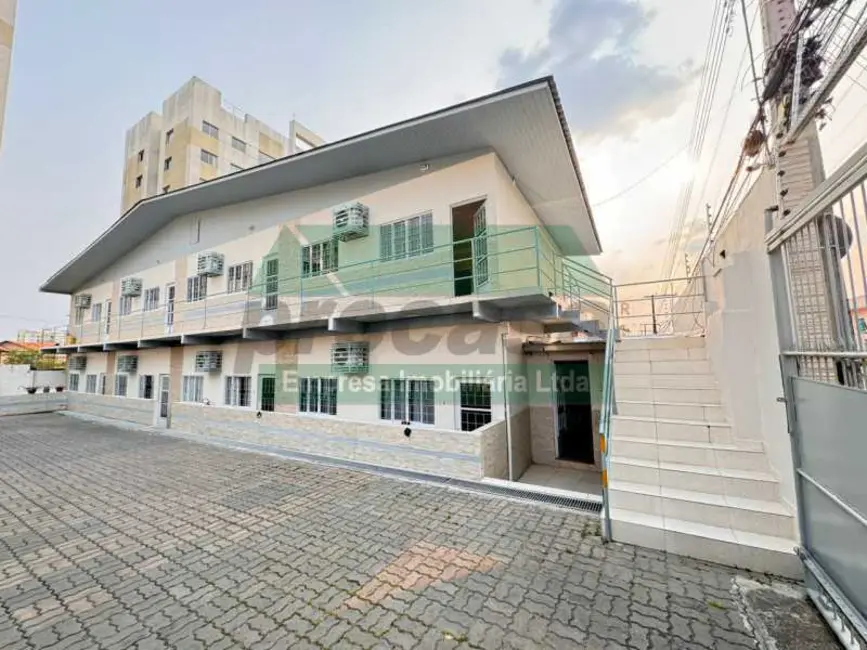 Foto 2 de Apartamento com 2 quartos para alugar, 60m2 em Manaus - AM
