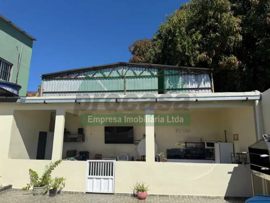 Foto 2 de Casa com 2 quartos à venda, 250m2 em Manaus - AM