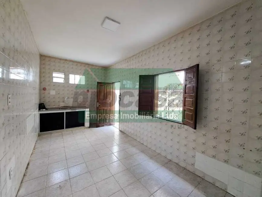 Casa com 4 quartos para alugar, 180m2 em Manaus - AM - imagem 7 Foto 7 de Casa com 4 quartos para alugar, 180m2 em Manaus - AM