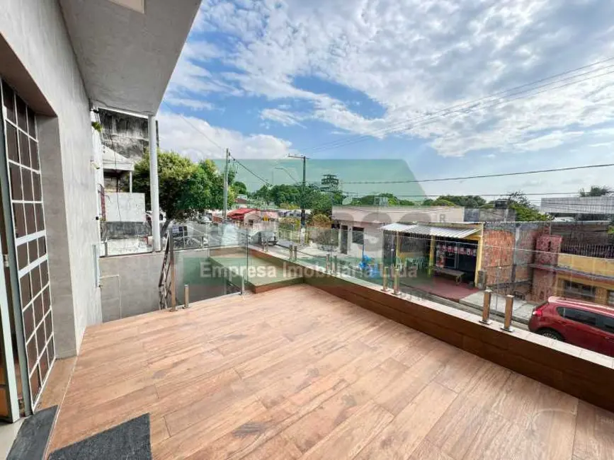 Casa com 4 quartos à venda e para alugar, 239m2 em Manaus - AM - imagem 8 Foto 8 de Casa com 4 quartos à venda e para alugar, 239m2 em Manaus - AM