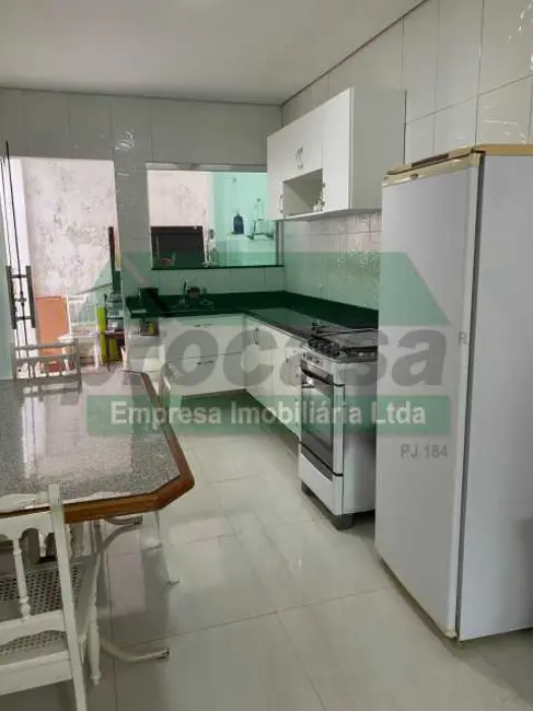 Foto 4 de Apartamento com 2 quartos para alugar, 70m2 em Manaus - AM