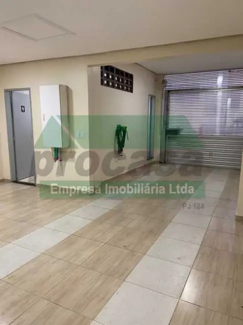 Foto 1 de Loja com 3 quartos para alugar, 180m2 em Manaus - AM