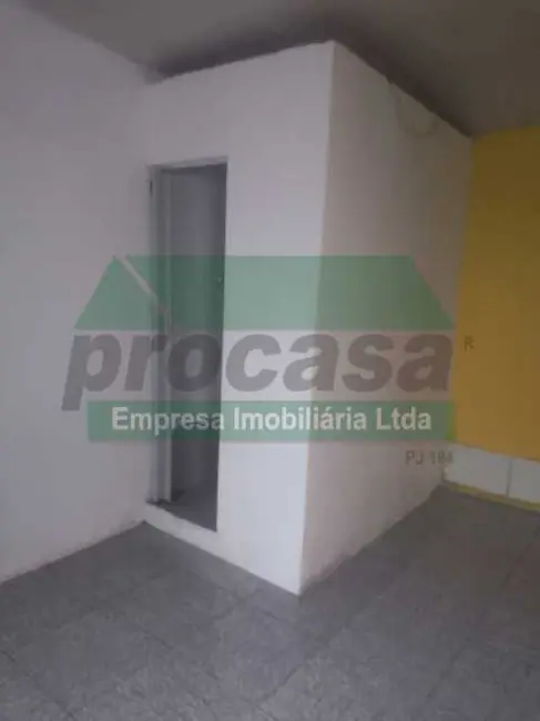 Foto 3 de Kitnet com 9 quartos à venda, 351m2 em Manaus - AM