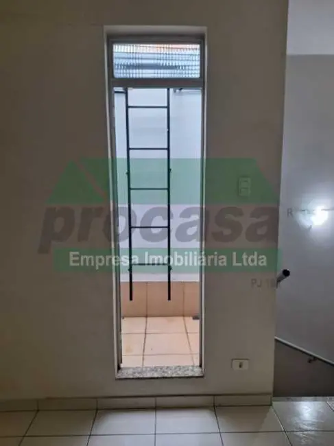 Casa com 3 quartos à venda, 190m2 em Manaus - AM - imagem 6 Foto 6 de Casa com 3 quartos à venda, 190m2 em Manaus - AM