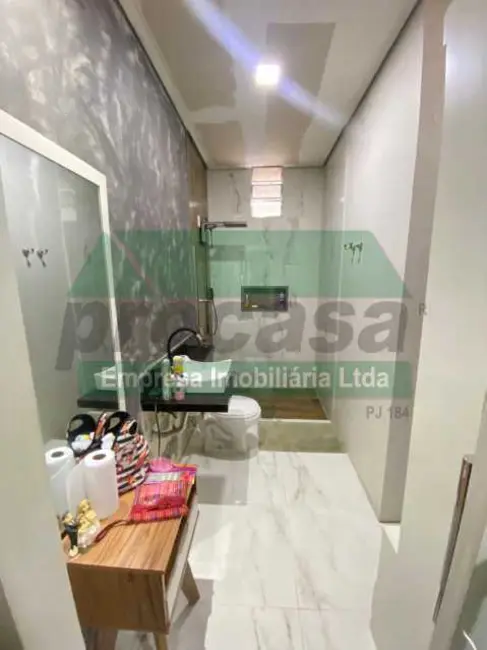 Foto 19 de Casa à venda, 300m2 em Manaus - AM