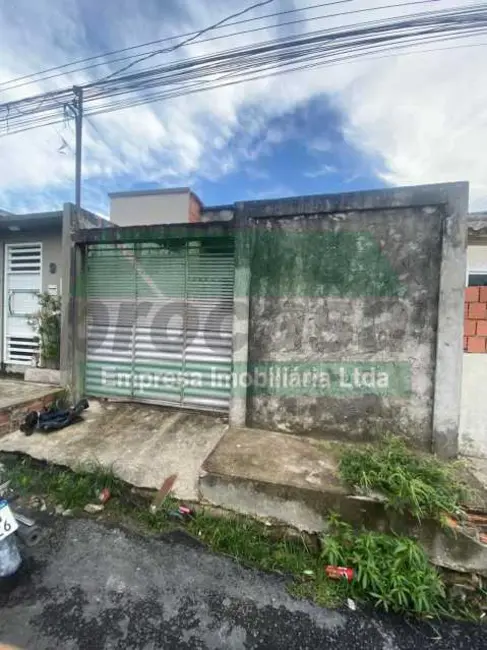 Casa à venda, 300m2 em Manaus - AM - imagem 2 Foto 2 de Casa à venda, 300m2 em Manaus - AM