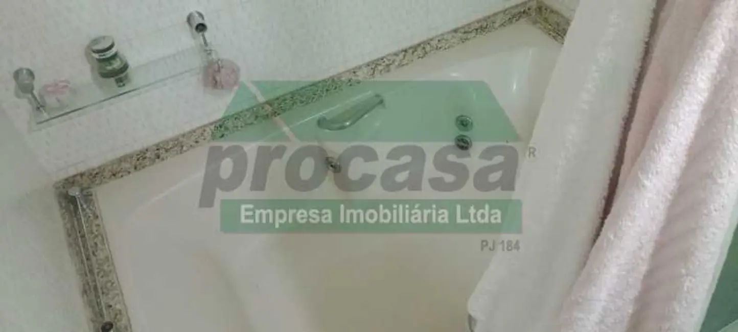 Foto 9 de Casa com 3 quartos à venda em Manaus - AM