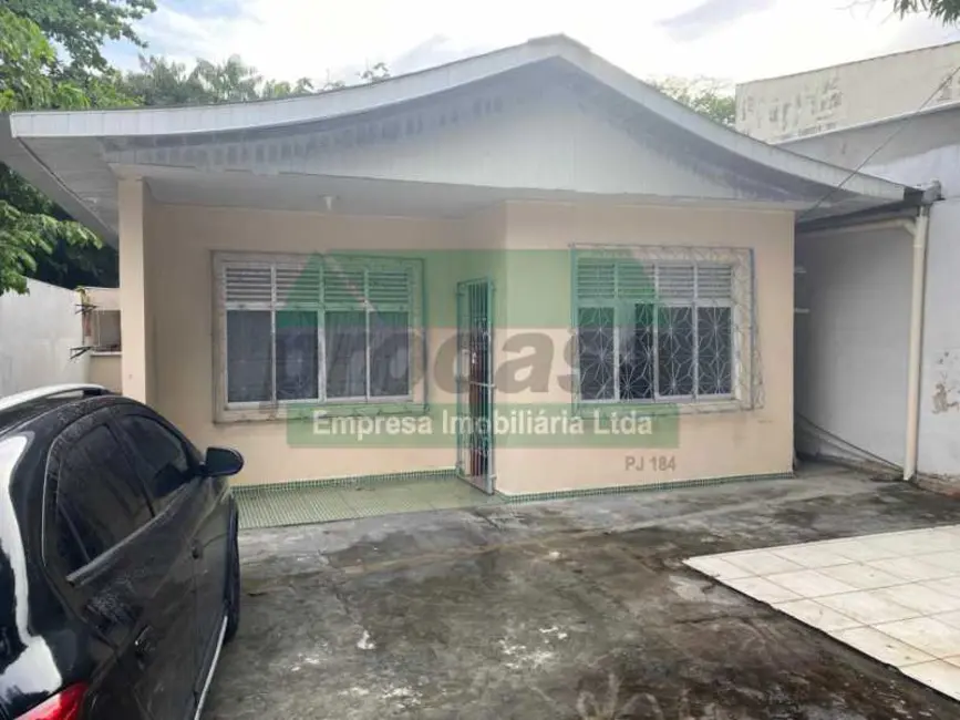 Foto 1 de Casa com 4 quartos para alugar, 600m2 em Manaus - AM