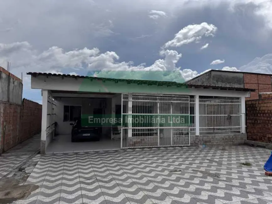 Foto 2 de Casa com 4 quartos à venda, 240m2 em Manaus - AM