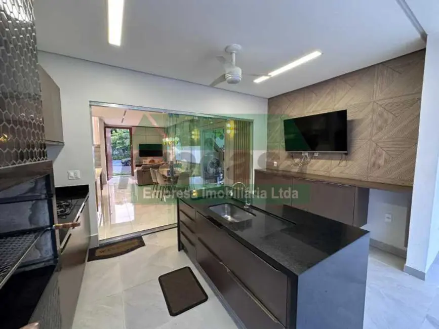 Casa de Condomínio com 4 quartos à venda, 385m2 em Manaus - AM - imagem 6 Foto 6 de Casa de Condomínio com 4 quartos à venda, 385m2 em Manaus - AM