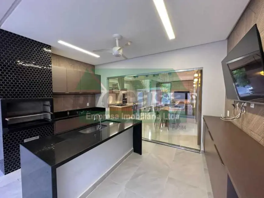 Casa de Condomínio com 4 quartos à venda, 385m2 em Manaus - AM - imagem 5 Foto 5 de Casa de Condomínio com 4 quartos à venda, 385m2 em Manaus - AM