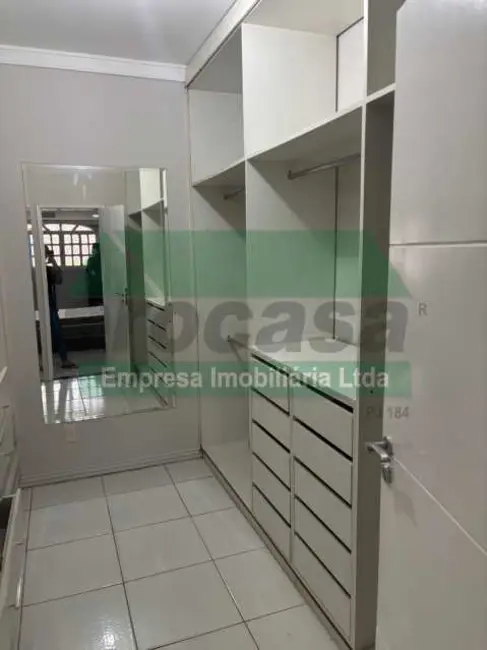 Casa de Condomínio com 2 quartos à venda, 200m2 em Manaus - AM - imagem 8 Foto 8 de Casa de Condomínio com 2 quartos à venda, 200m2 em Manaus - AM