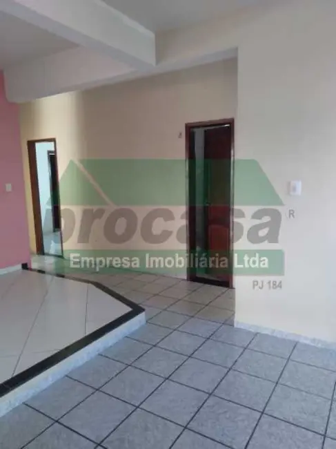 Foto 2 de Apartamento com 2 quartos para alugar, 60m2 em Manaus - AM
