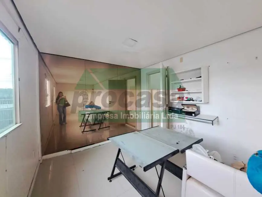 Foto 5 de Casa Comercial à venda, 900m2 em Manaus - AM