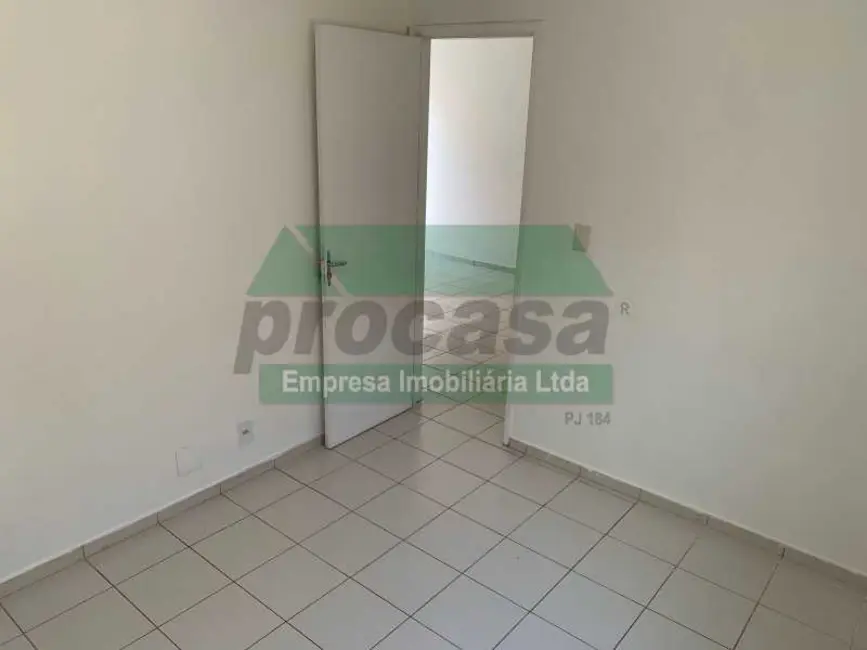Apartamento com 2 quartos para alugar, 60m2 em Manaus - AM - imagem 8 Foto 8 de Apartamento com 2 quartos para alugar, 60m2 em Manaus - AM