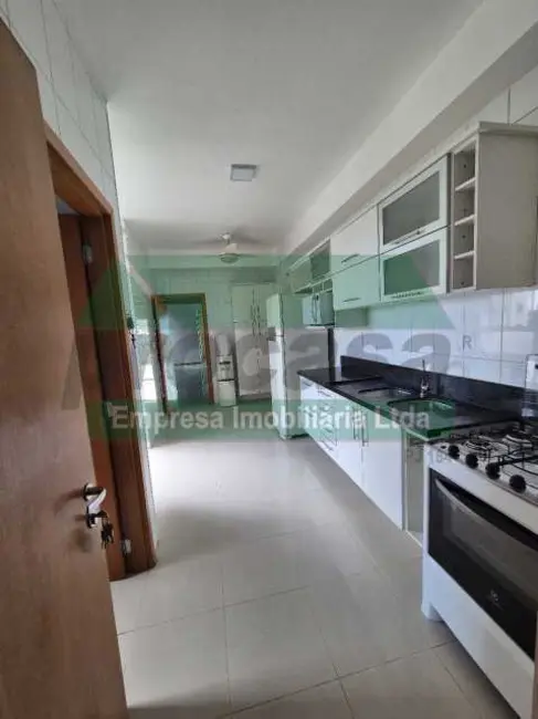 Apartamento com 3 quartos para alugar, 155m2 em Manaus - AM - imagem 3 Foto 3 de Apartamento com 3 quartos para alugar, 155m2 em Manaus - AM