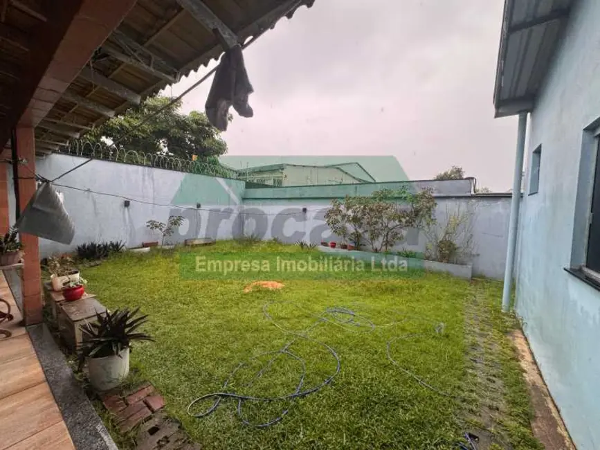 Casa de Condomínio com 4 quartos à venda, 359m2 em Manaus - AM - imagem 5 Foto 5 de Casa de Condomínio com 4 quartos à venda, 359m2 em Manaus - AM