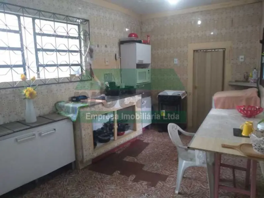 Foto 4 de Casa com 1 quarto para alugar, 80m2 em Manaus - AM