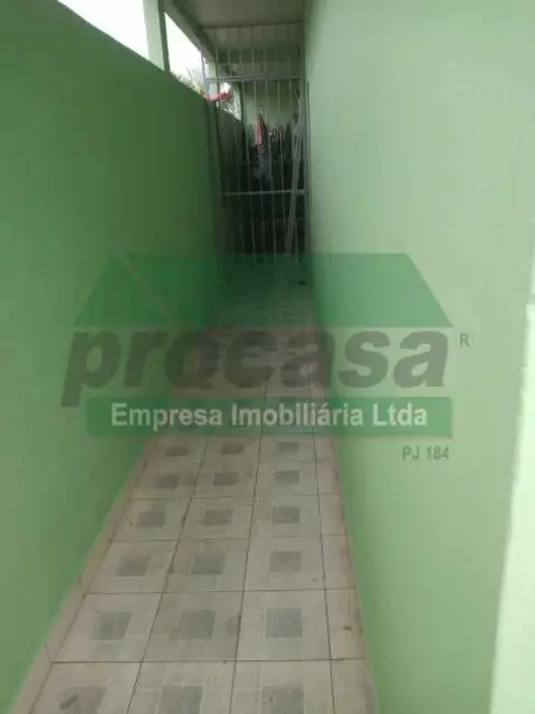 Foto 6 de Casa com 8 quartos à venda, 220m2 em Manaus - AM