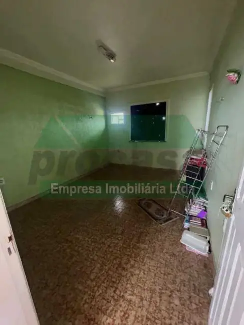 Casa Comercial com 5 quartos à venda, 300m2 em Manaus - AM - imagem 7 Foto 7 de Casa Comercial com 5 quartos à venda, 300m2 em Manaus - AM